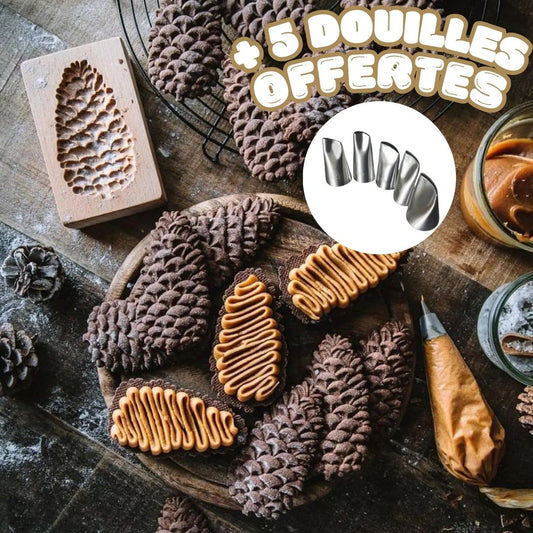 Lot de moules en bois traditionnels pour pains d'épices + 5 douilles à pâtisserie OFFERTES (Le 2ème lot à -50%)